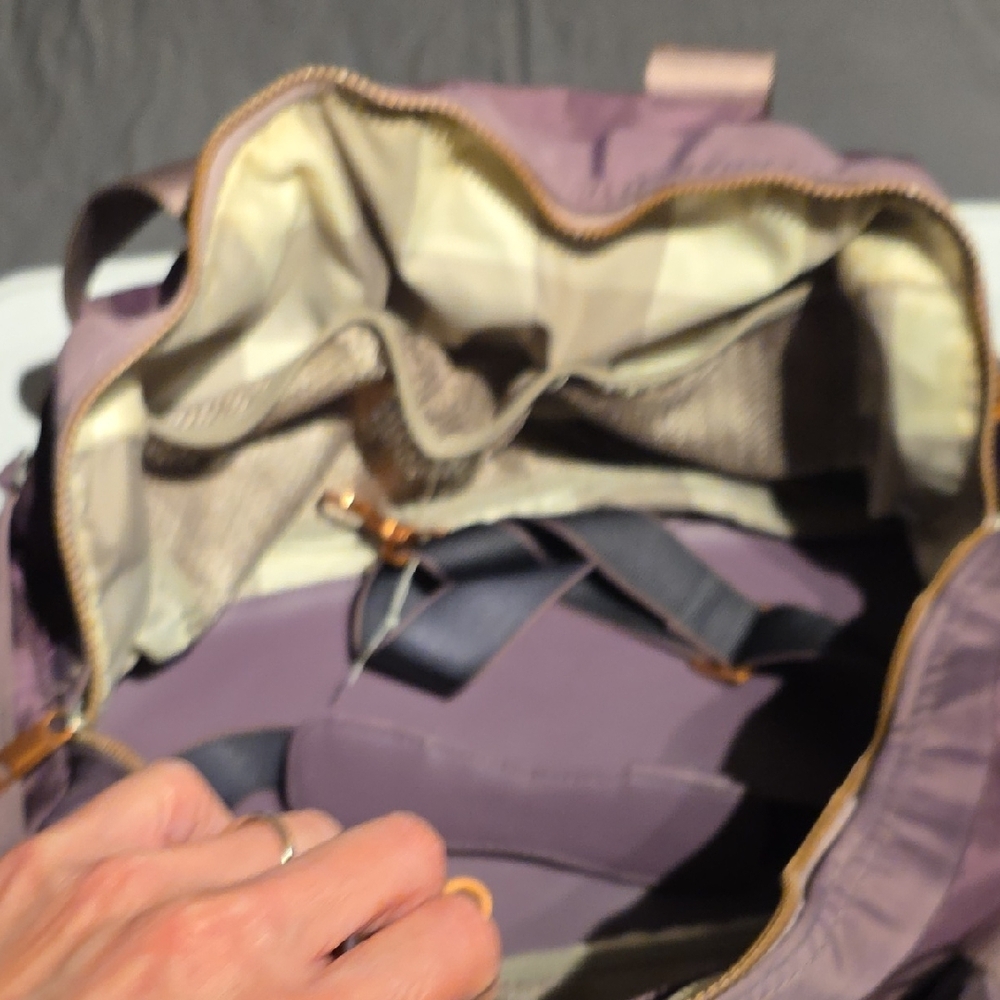 lululemon athletica Mauve Travel Bag - Picture 12 of 16